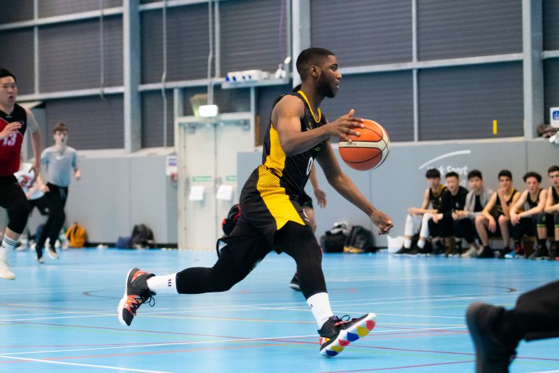 在比赛中 在比赛中